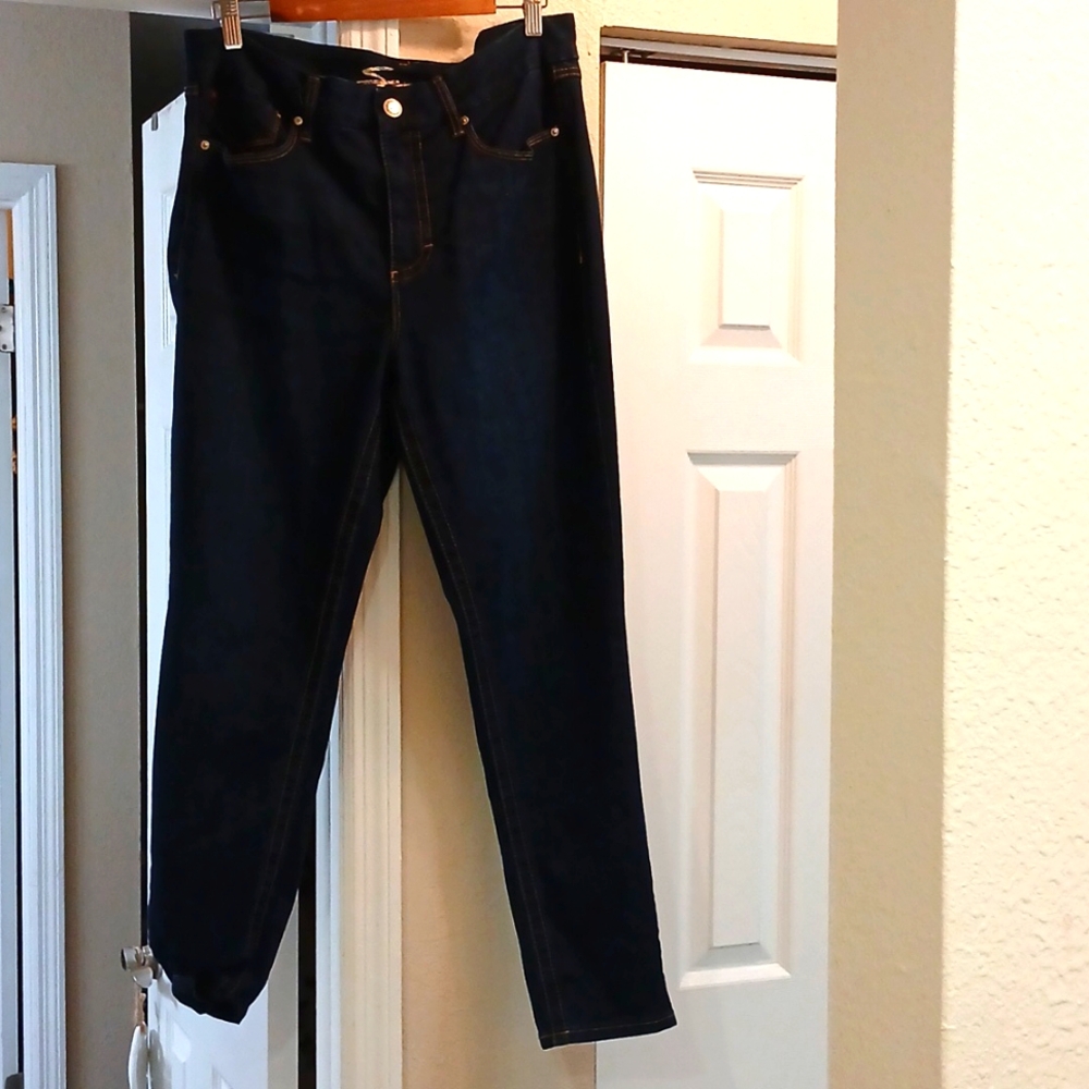 SEVEN 7 cropped jeans